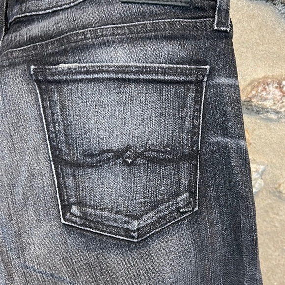 Lucky Brand Distressed Jeans - Picture 6 of 12